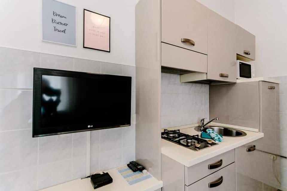 Derocchi Apartment *